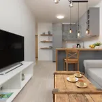 Zoliborz Artystyczny With Parking By Renters Apartment *