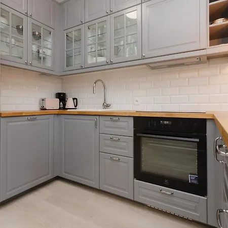 Zoliborz Artystyczny With Parking By Renters